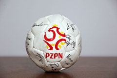 Piłka, Wojewoda Lubelski zgodnie z zasadą, że "dobro wraca" przekazuje na Charytatywną Aukcję Przedmiotów – „Dar Serca za Dar Serca", piłkę Reprezentacji Polski w piłce nożnej kobiet z autografami, wylicytowaną w ubiegłym roku przez Pana Wojewodę i pracowników LUW