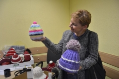 Piękne, własnoręcznie robione czapeczki na licytację przekazała Pani Iwona Dąbrowska