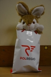 Królik-maskotka przekazana przez Kolejarzy PKP ze Sztabu nr 69.